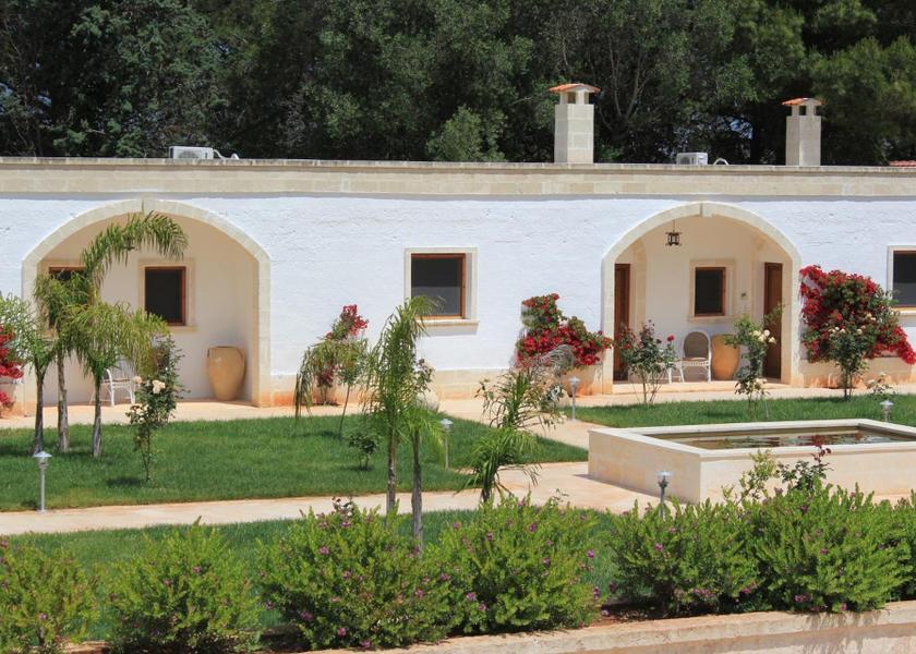 Puglia San Vito dei Normanni garden