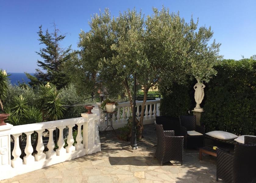 Liguria Savona garden