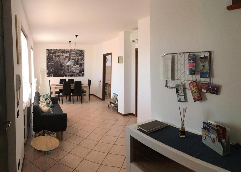 shared lounge/tv area