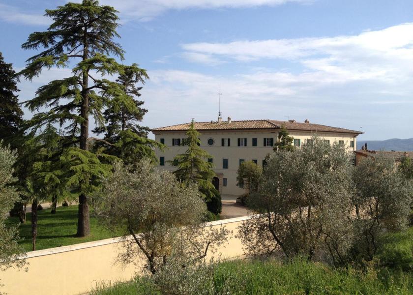 Tuscany Sovicille entrance