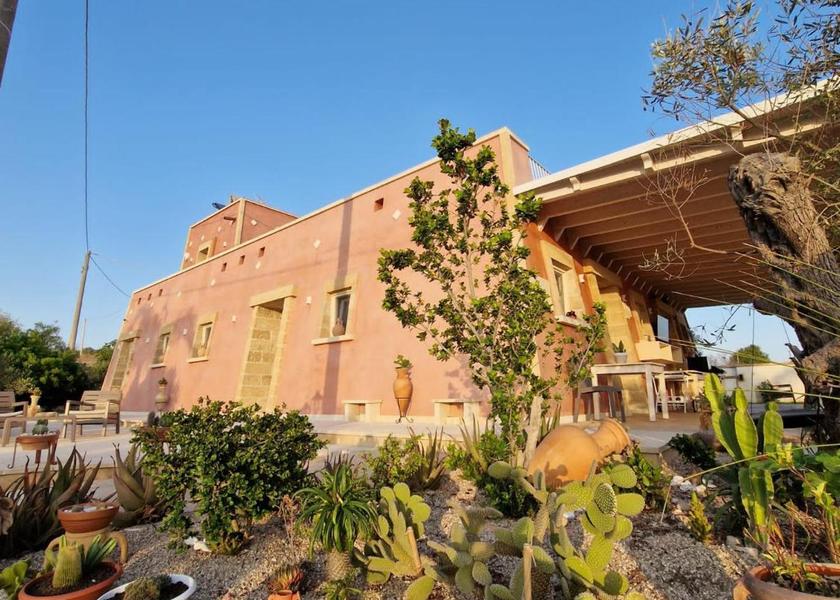 Puglia Ugento exterior view