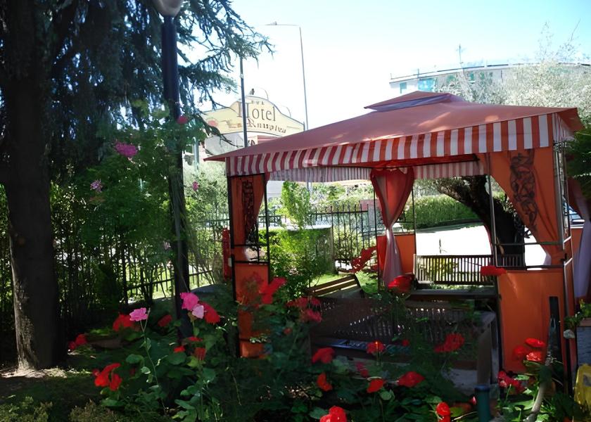 Lombardy Vimodrone garden