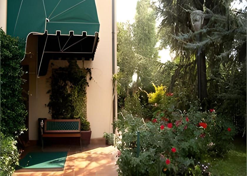 Lombardy Vimodrone exterior view