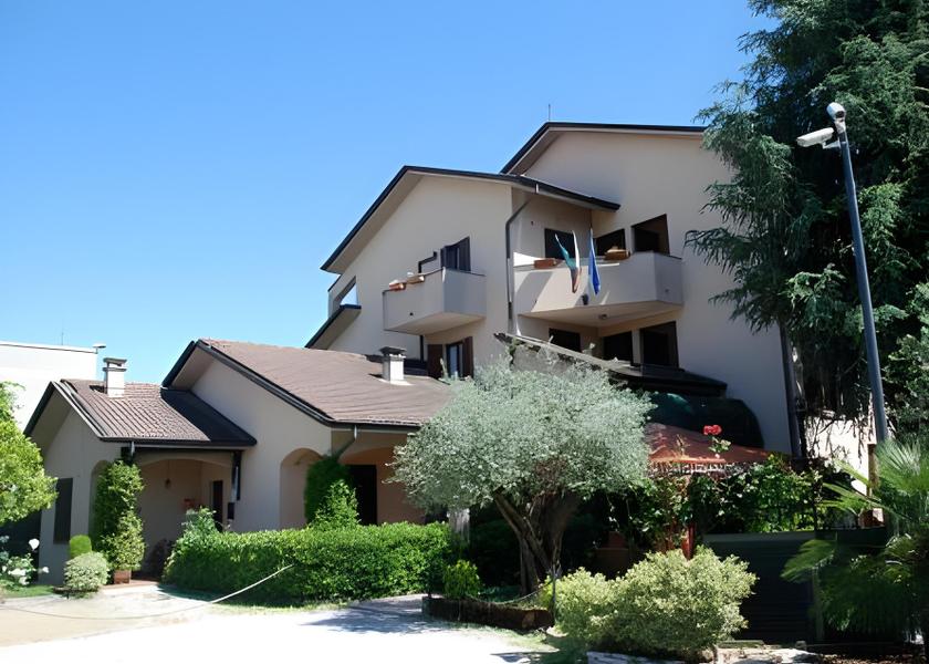 Lombardy Vimodrone Hotel Exterior