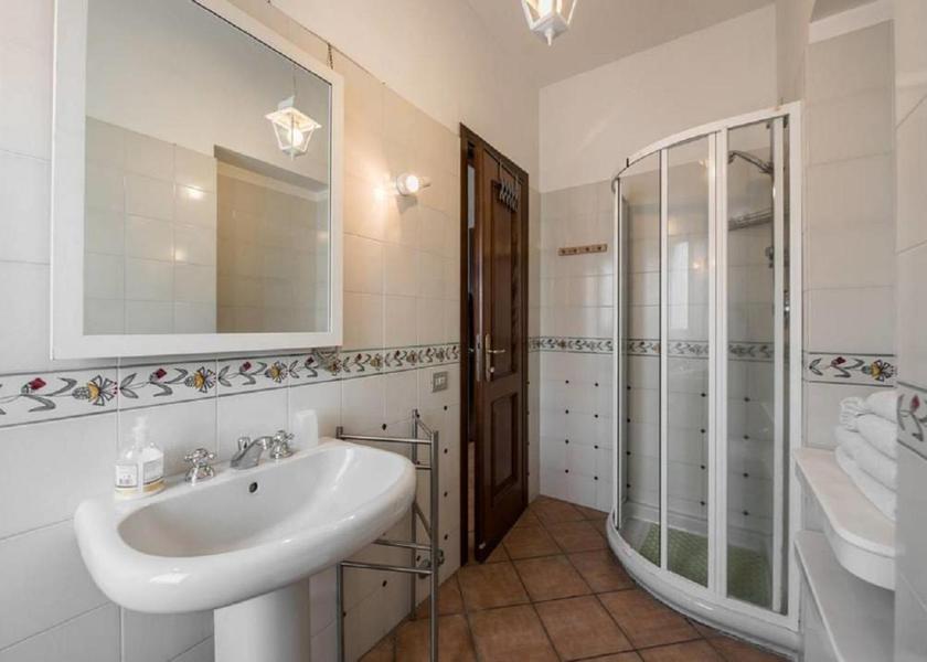Lazio Marino Double Room with Private Bathroom