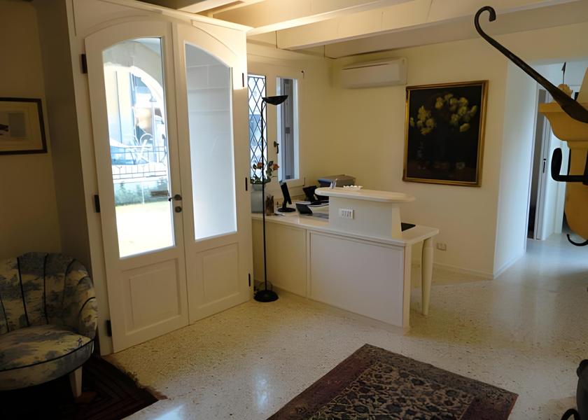 Veneto San Martino Buon Albergo lobby