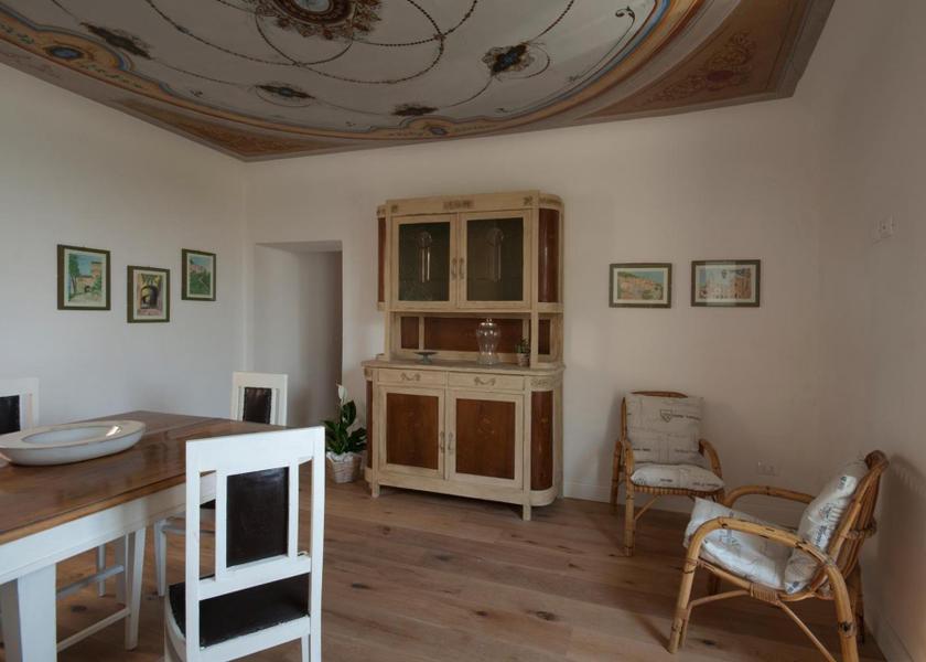 shared lounge/tv area