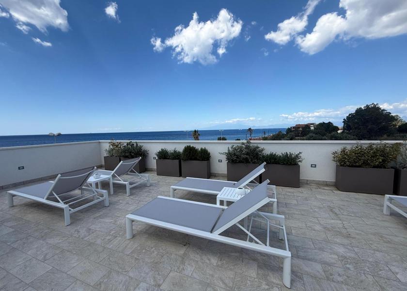 Calabria Melito di Porto Salvo balcony/terrace