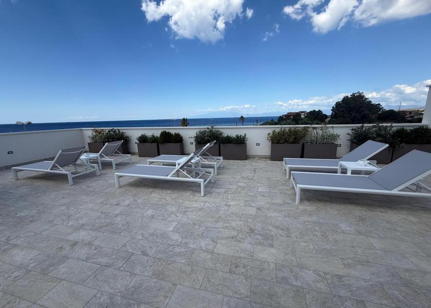 Calabria Melito di Porto Salvo balcony/terrace