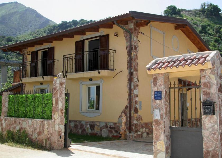 Calabria Scilla entrance