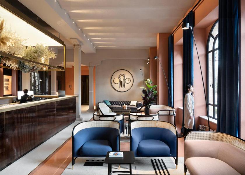 Marche Tolentino lobby