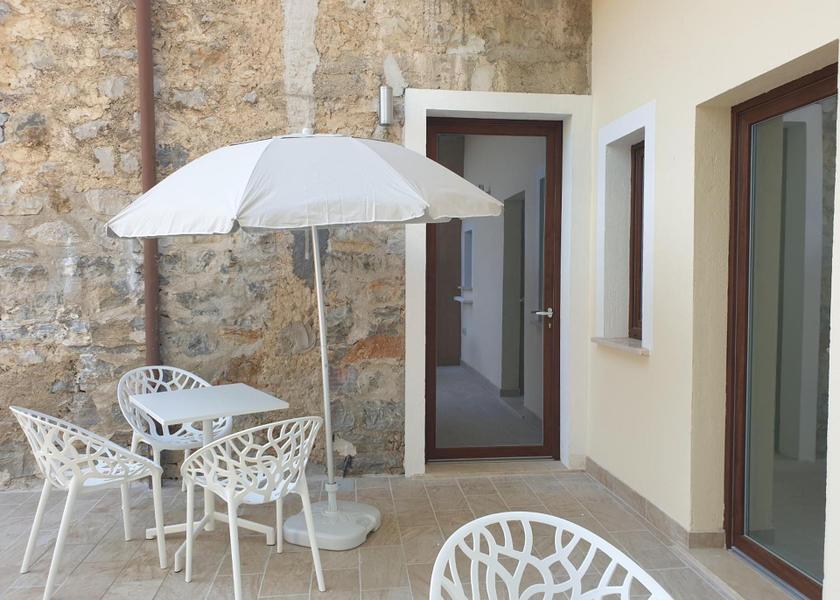 Campania Centola exterior view