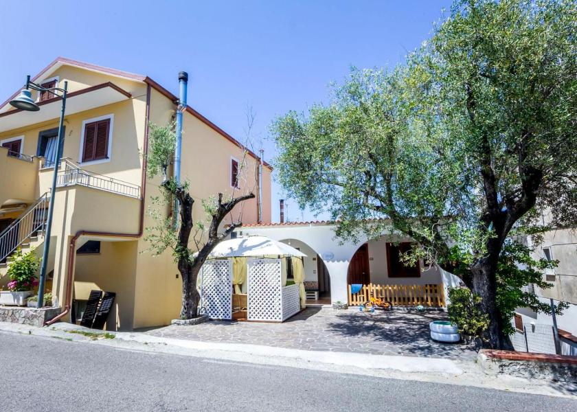 Campania Centola entrance