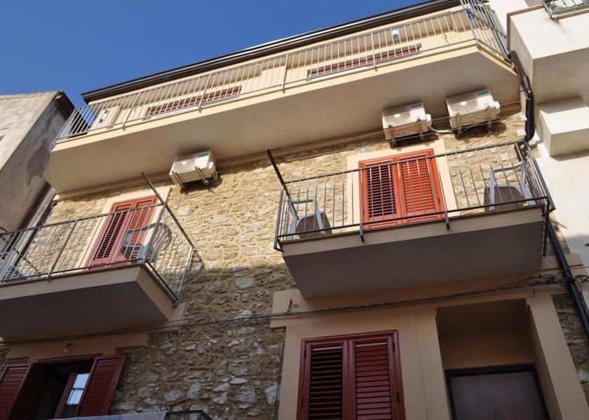 Campania Centola exterior view