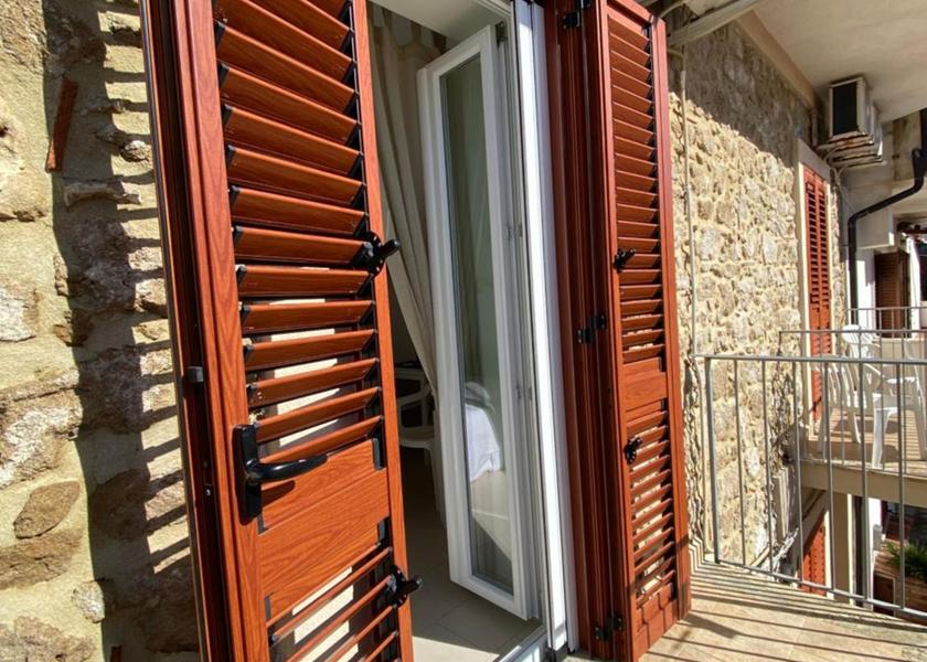 Campania Centola balcony/terrace