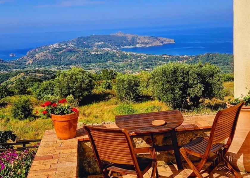Campania Centola balcony/terrace