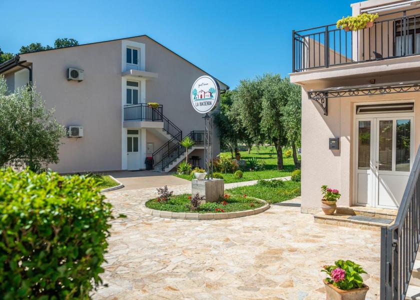  Ulcinj exterior view