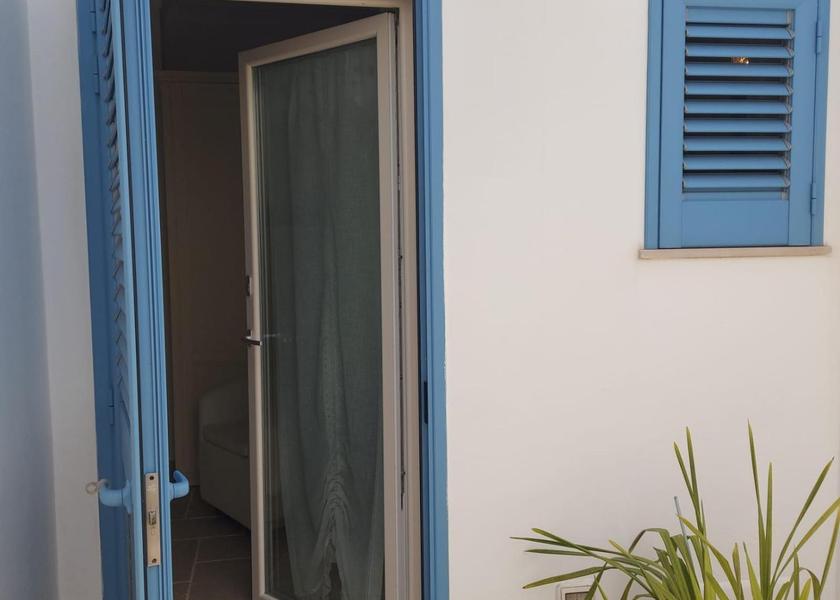 Puglia Veglie exterior view