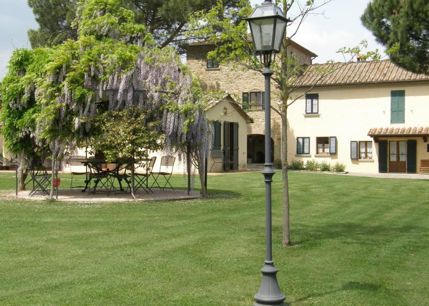 Tuscany Foiano della Chiana garden