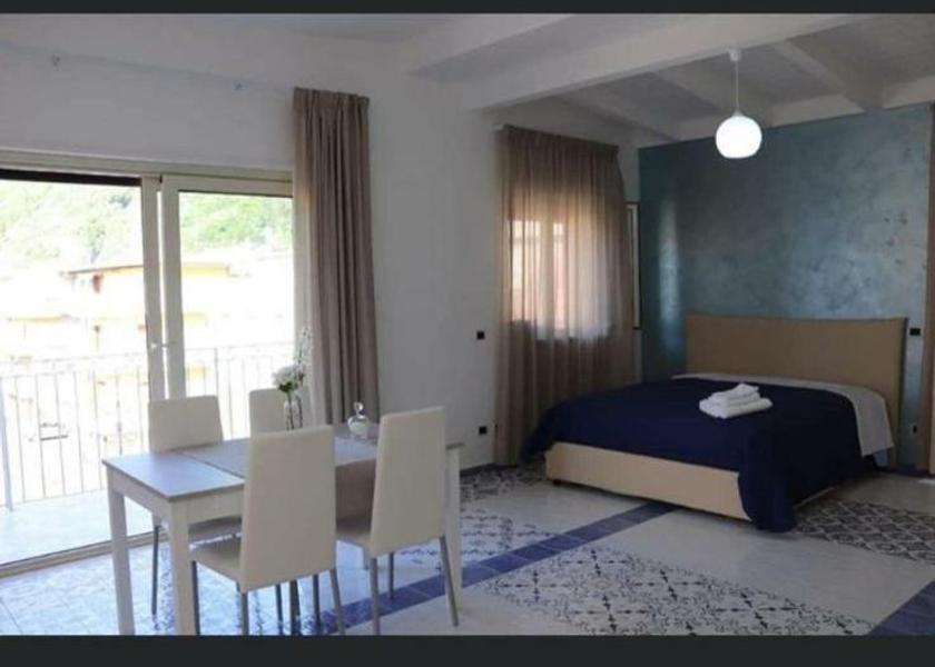 Calabria Bagnara Calabra Quadruple Room with Private Bathroom