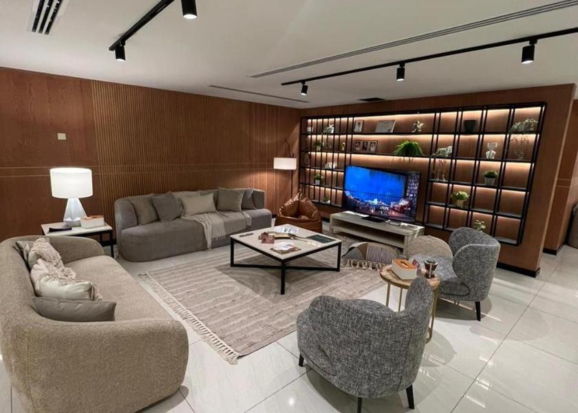 shared lounge/tv area