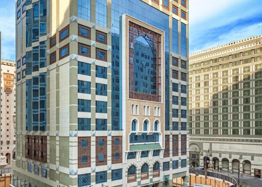  Medina exterior view