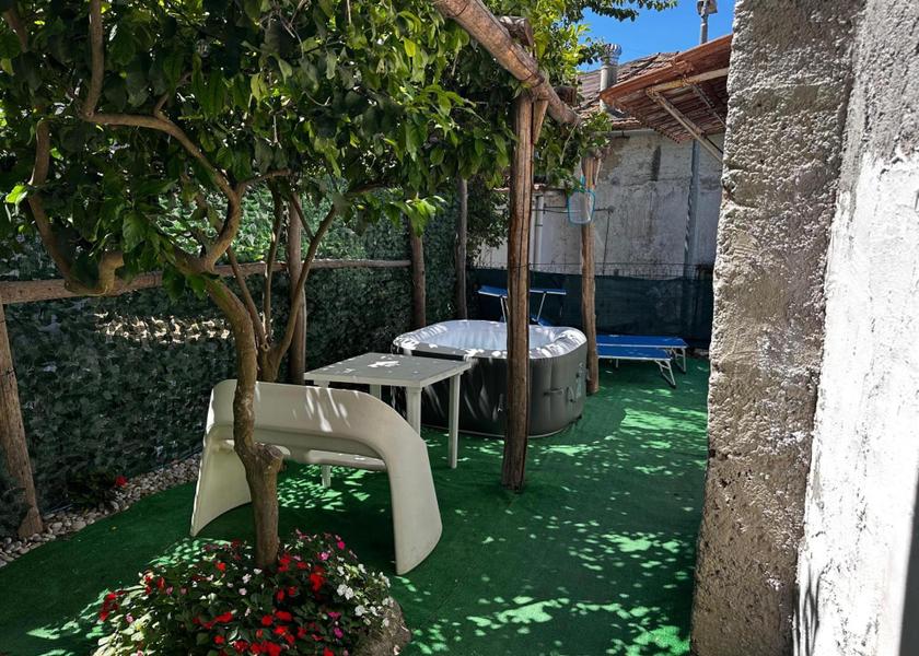 Campania Tramonti garden