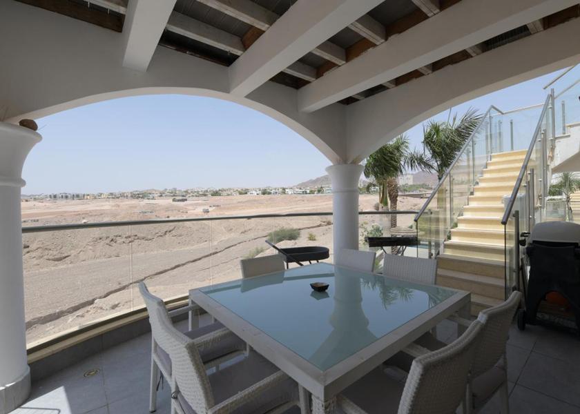  Eilat balcony/terrace