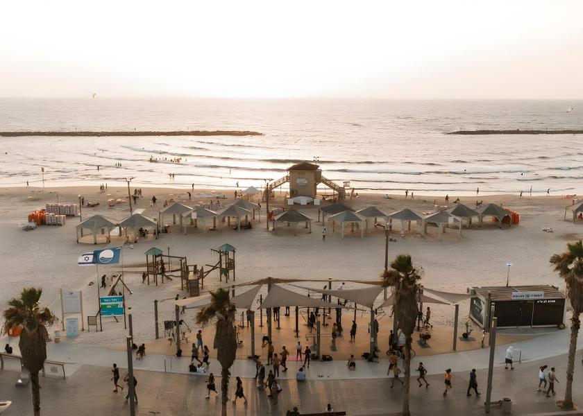  Tel Aviv surrounding environment