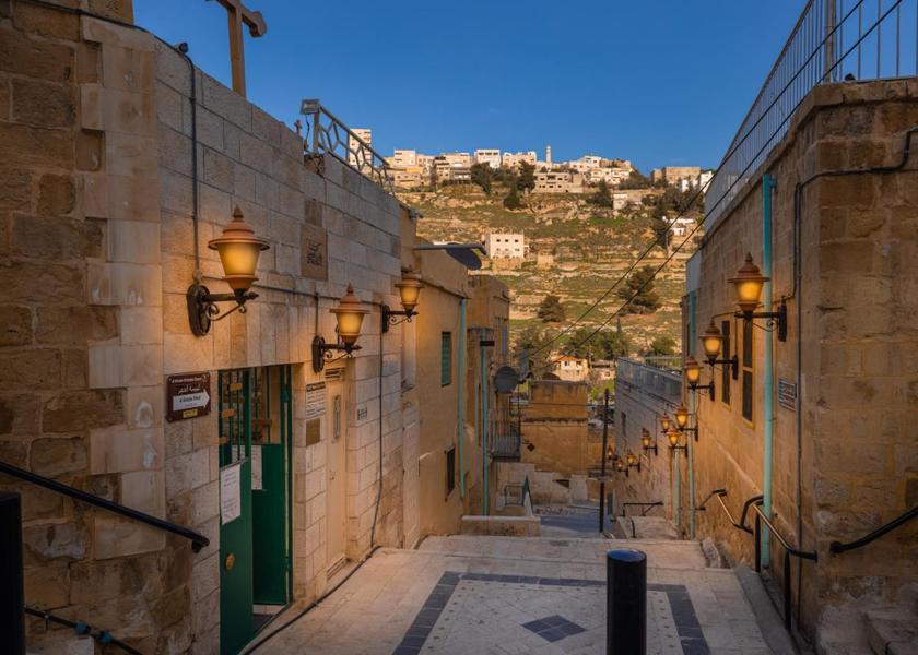  Salt nearby attraction