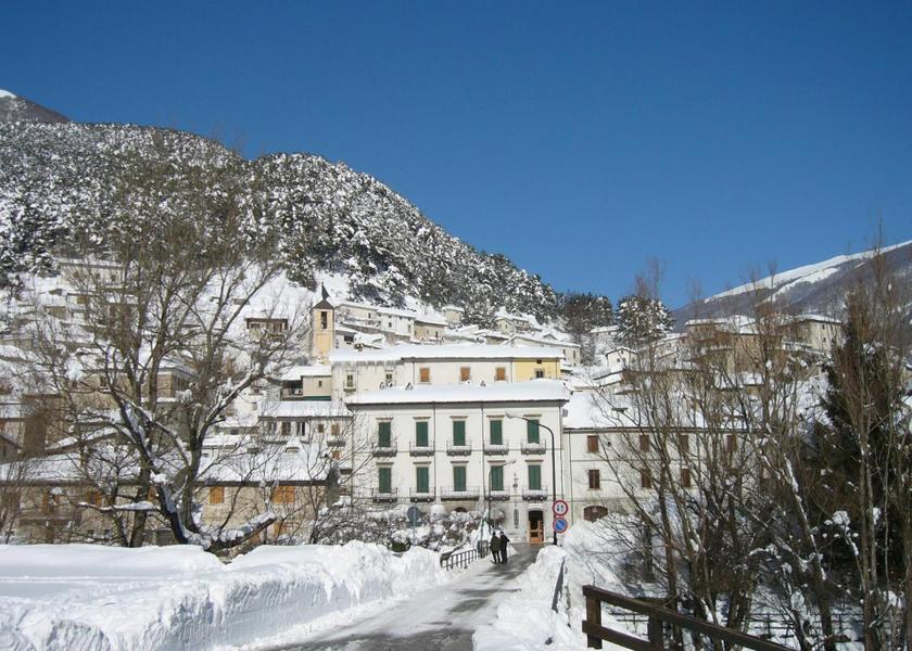 Abruzzo Villetta Barrea 