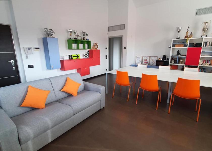 shared lounge/tv area