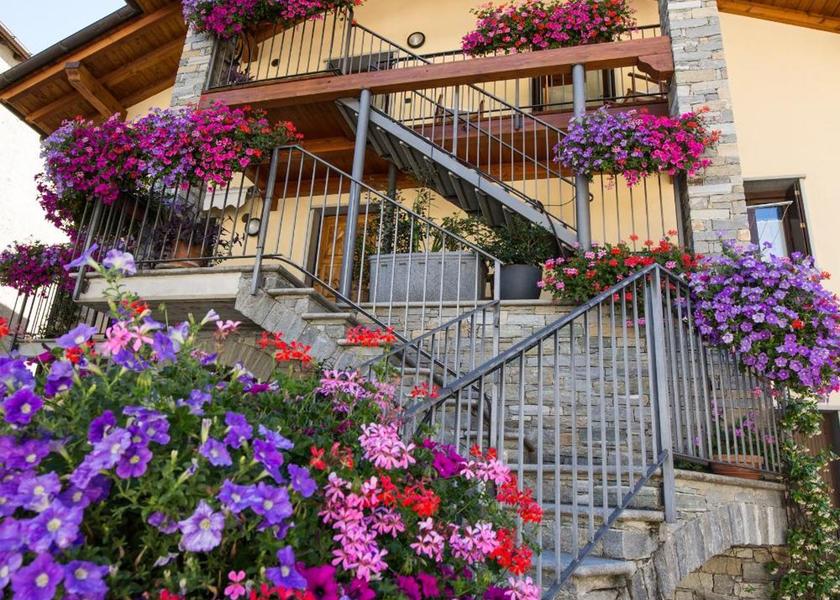 Valle d'Aosta Pont-Saint-Martin exterior view