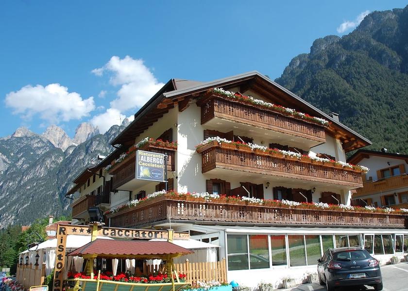 Veneto Auronzo di Cadore Front of property