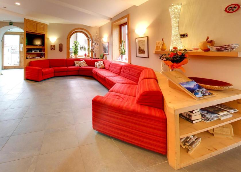 Veneto Auronzo di Cadore shared lounge/tv area