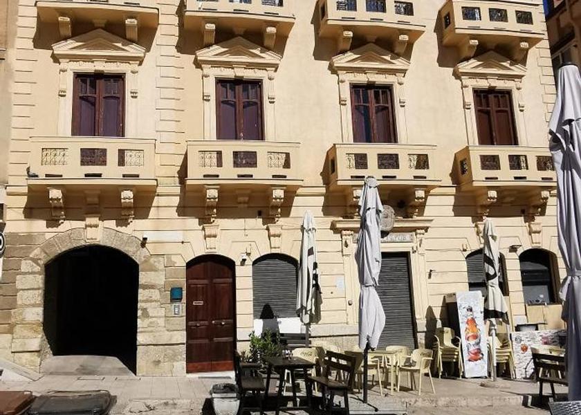 Sicily Aragona exterior view