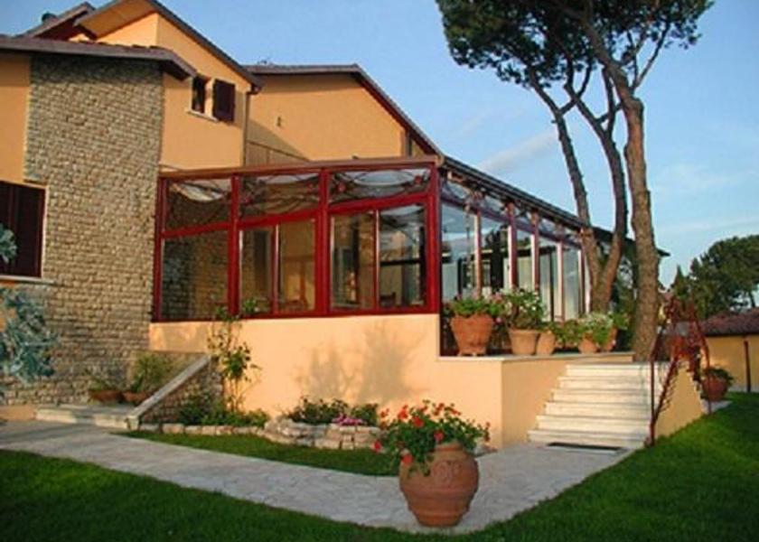Tuscany Carrara view