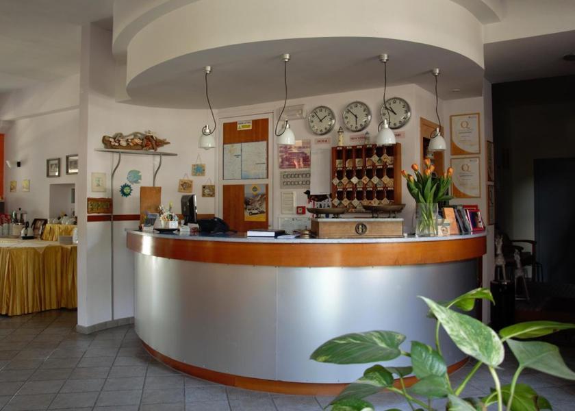 Tuscany Carrara lobby