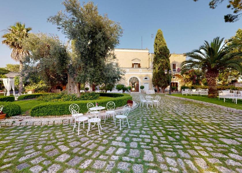 Puglia Manduria exterior view