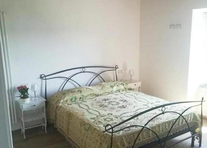 Tuscany Marliana Double Room with Private Bathroom