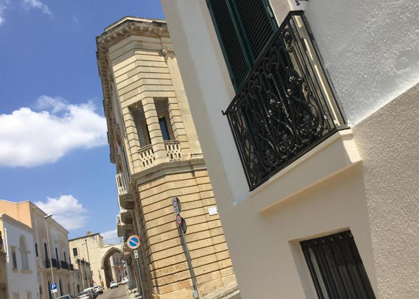 Puglia Matino exterior view