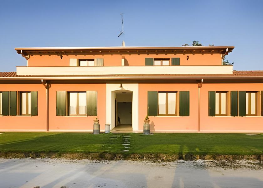 Lombardy Monzambano exterior view