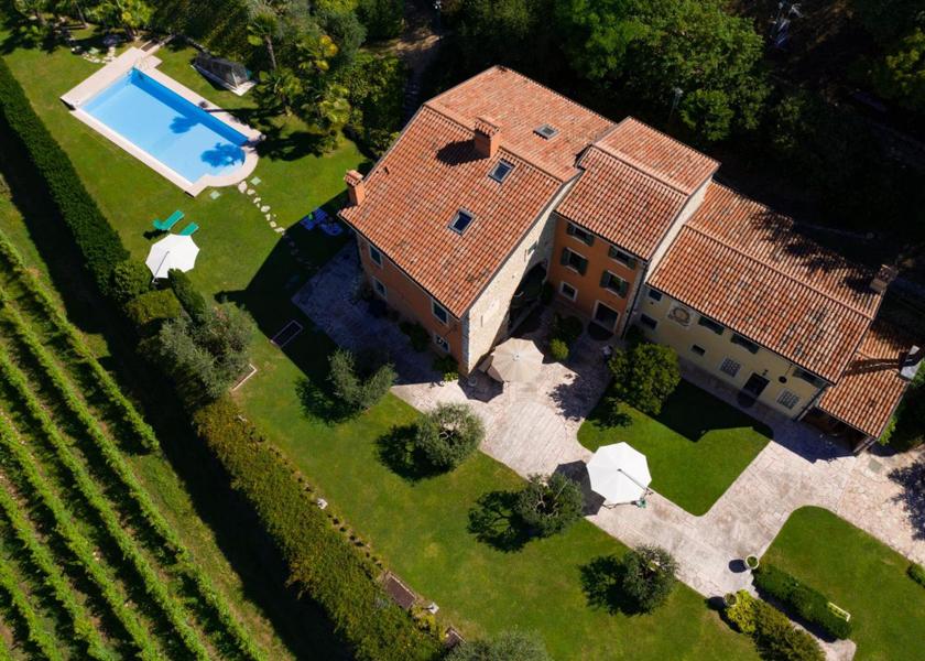 Veneto Negrar exterior view