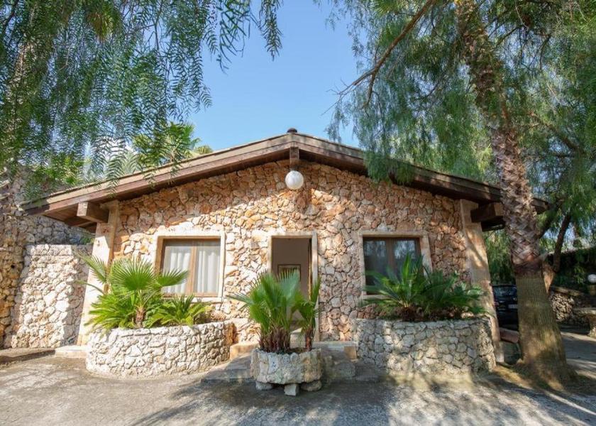 Puglia Ruffano Hotel Exterior