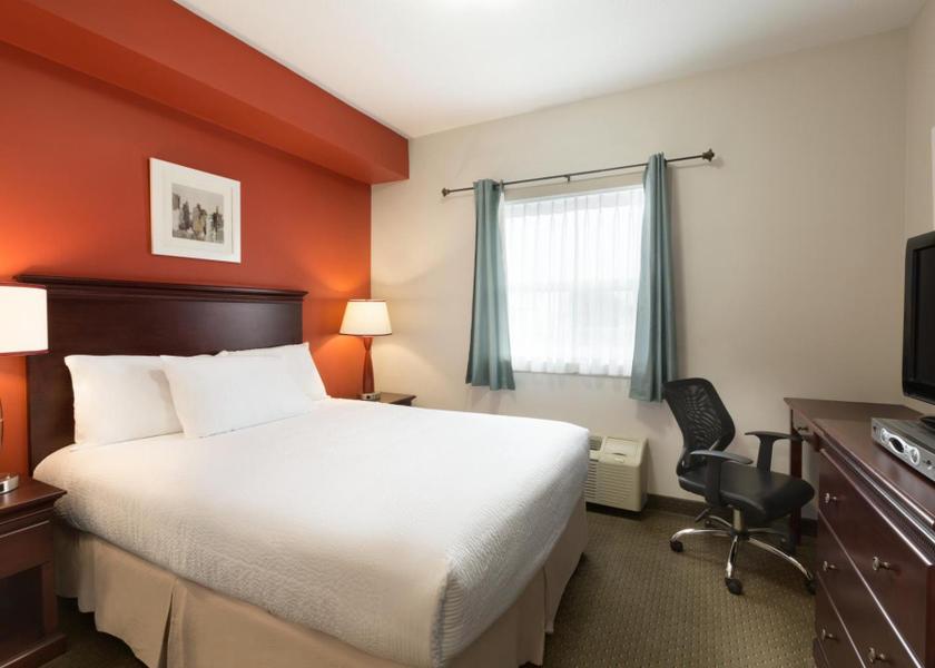 Saskatchewan Kindersley 1 Queen Bed, Main Building, Non-Smoking