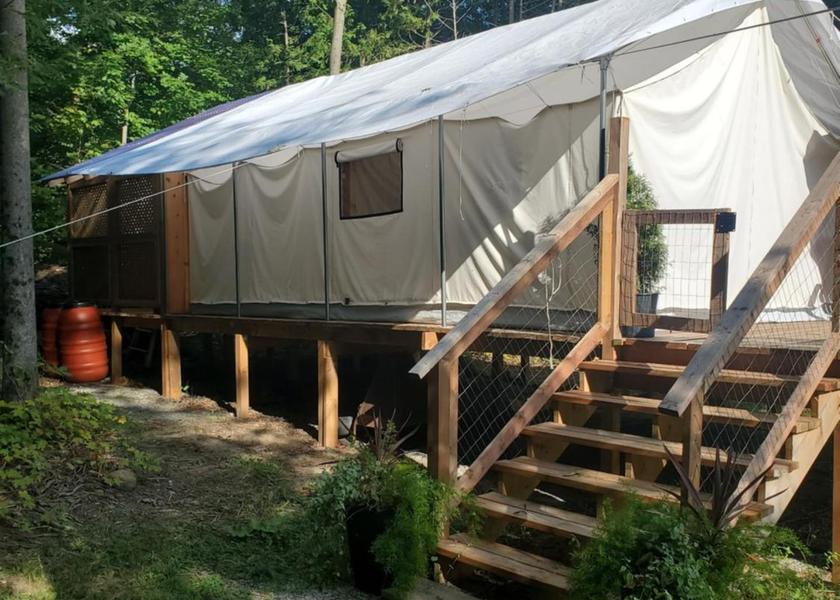 Ontario Kingston exterior view