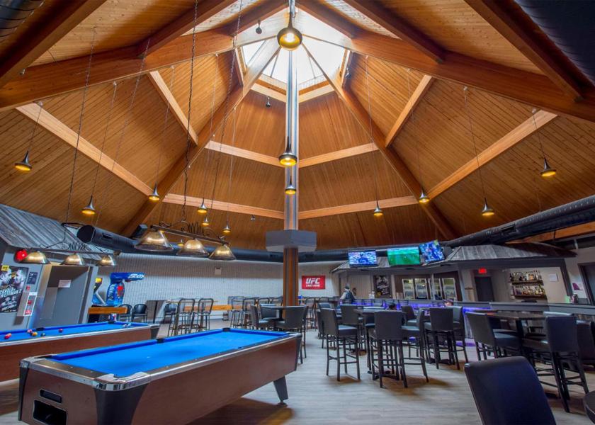 Alberta Hythe bar/lounge