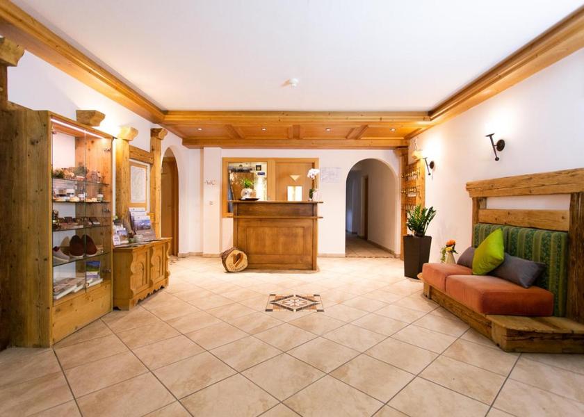 Trentino-Alto Adige Sarentino lobby