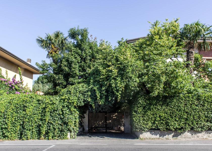 Tuscany Seravezza Hotel Exterior