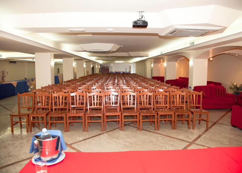 Calabria Grisolia business center
